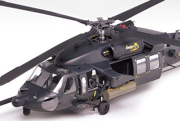 Academy 1:35 - Sikorsky UH-60L DAP Black Hawk - Panzer Models